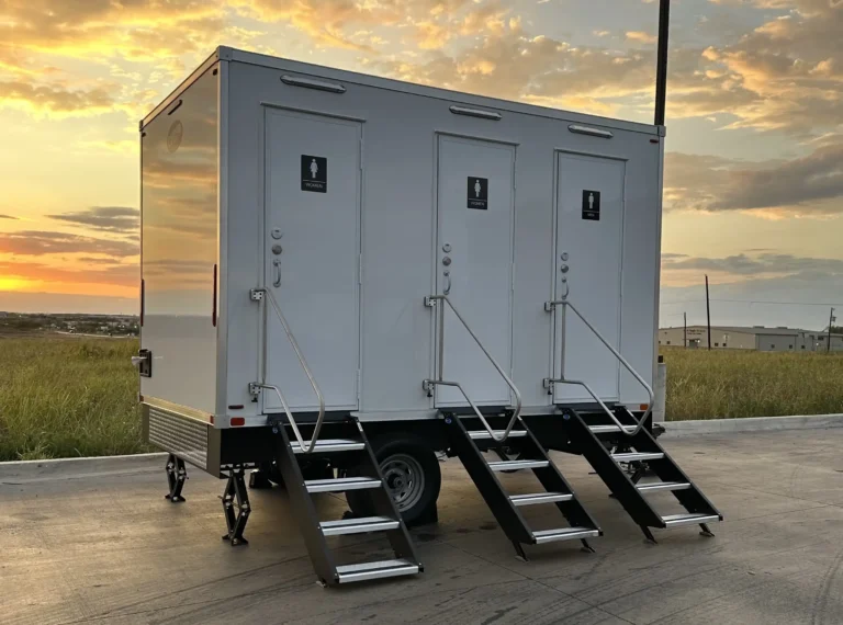 3-Station Luxury Restroom Trailer exterior — The Throne Company