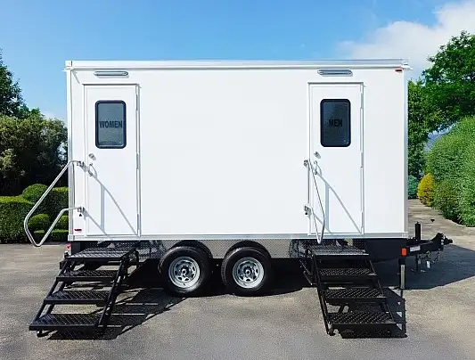 5-Station Luxury Restroom Trailer exterior — The Throne Company